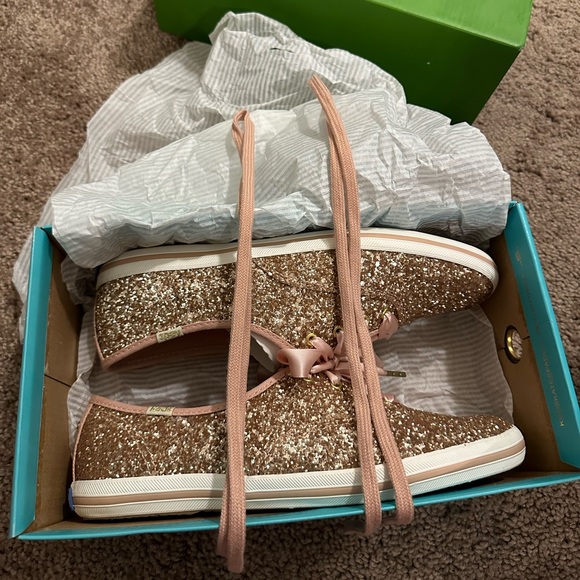 Kate Spade Ked’s Rose Gold - Picture 4 of 9